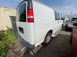 2022 Chevrolet Express Cargo RWD 2500 Regular Wheelbase WT - Exterior Rear Right Corner Image