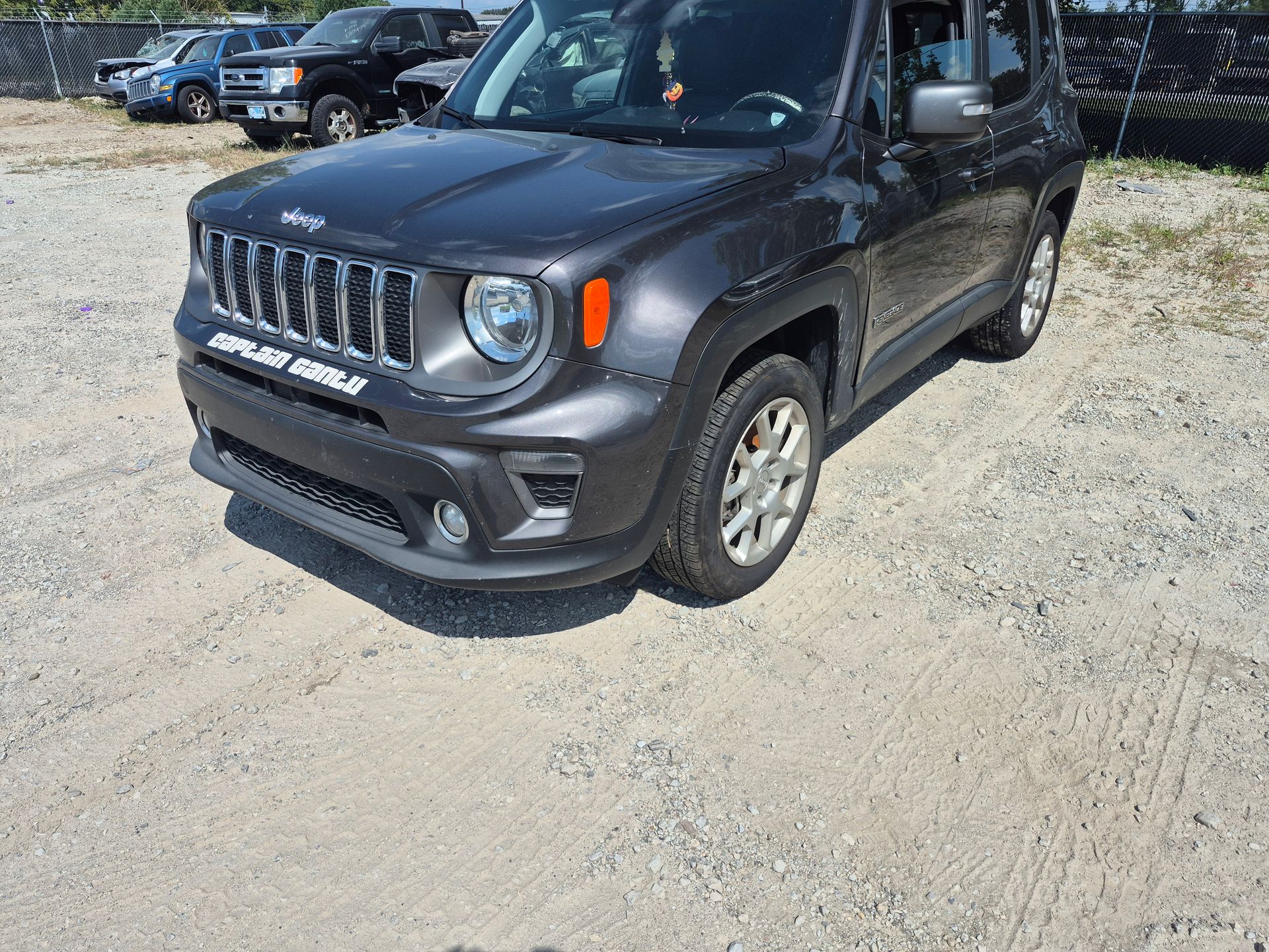 2021 Jeep Renegade Limited - Exterior Front Left Corner Image