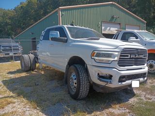 2024 Ram 3500 Laramie - Exterior Front Right Corner Image