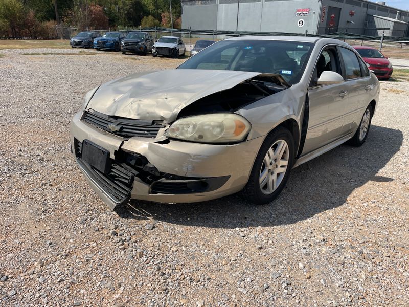 2011 Chevrolet Impala LT Fleet - Exterior Front Left Corner Image