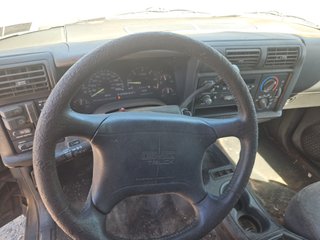 1996 GMC Jimmy SL - Interior Full Dashboard Image