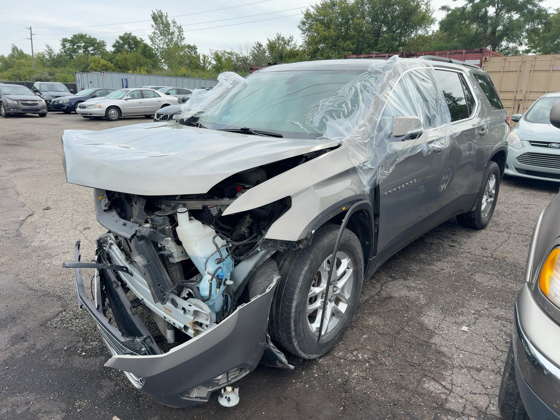 2019 Chevrolet Traverse LT Cloth - Exterior Front Left Corner Image