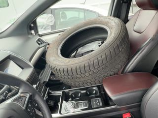 Vehicle Parts Image #2