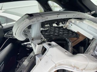 Vehicle Parts Image #3
