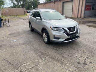 2018 Nissan Rogue S - Exterior Front Right Corner Image