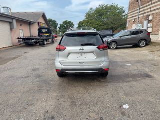 2018 Nissan Rogue S - Exterior Rear Center Image
