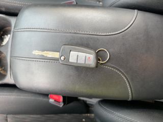 2018 Nissan Rogue S - Interior Steering Wheel With Keys Image