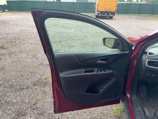 2021 Chevrolet Equinox LT - Driver's Front Door Image