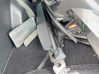 Vehicle Parts Image #2