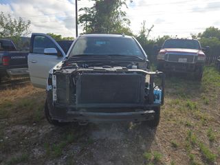 2017 Chevrolet Tahoe LT - Exterior Front Center Image