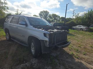 2017 Chevrolet Tahoe LT - Exterior Front Right Corner Image