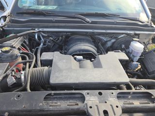 2017 Chevrolet Tahoe LT - Engine Compartment Image