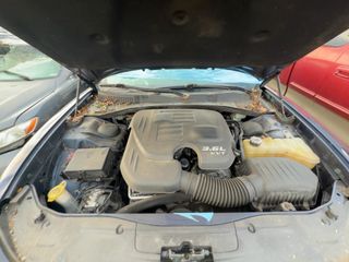 2015 Dodge Charger SXT - Engine Compartment Image