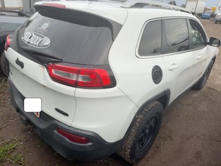 2017 Jeep Cherokee Latitude - Exterior Rear Right Corner Image