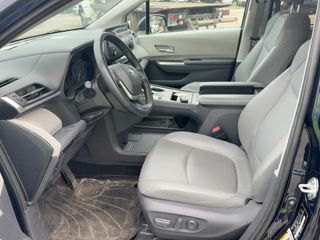 2021 Toyota Sienna XLE - Interior Front Seat Image