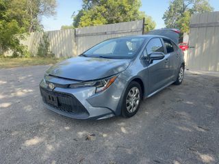 2021 Toyota Corolla LE - Exterior Front Left Corner Image
