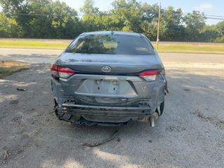 2021 Toyota Corolla LE - Exterior Rear Center Image