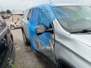 2020 Chevrolet Traverse LS - Primary Damage Right Image