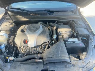 2015 Kia Optima SXL Turbo - Engine Compartment Image