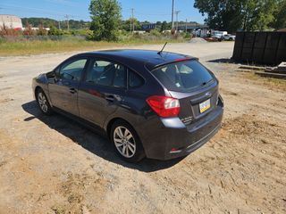 2015 Subaru Impreza 2.0i Premium - Exterior Rear Left Corner Image