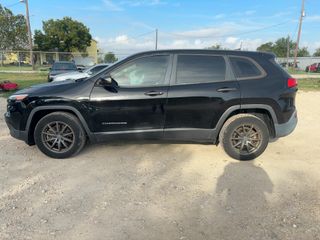 2017 Jeep Cherokee Sport - Exterior Side Driver Image