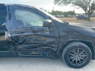 2017 Jeep Cherokee Sport - Primary Damage Straight On Image
