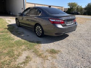 2017 Honda Accord Hybrid Touring - Exterior Rear Left Corner Image