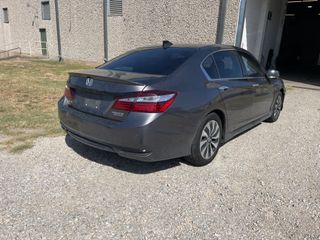 2017 Honda Accord Hybrid Touring - Exterior Rear Right Corner Image