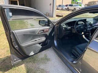 2017 Honda Accord Hybrid Touring - Driver's Front Door Image