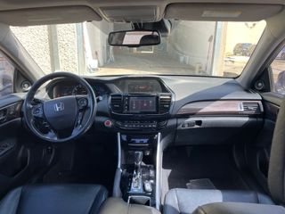 2017 Honda Accord Hybrid Touring - Interior Full Dashboard Image