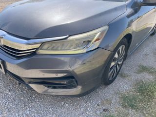 2017 Honda Accord Hybrid Touring - Primary Damage Straight On Image