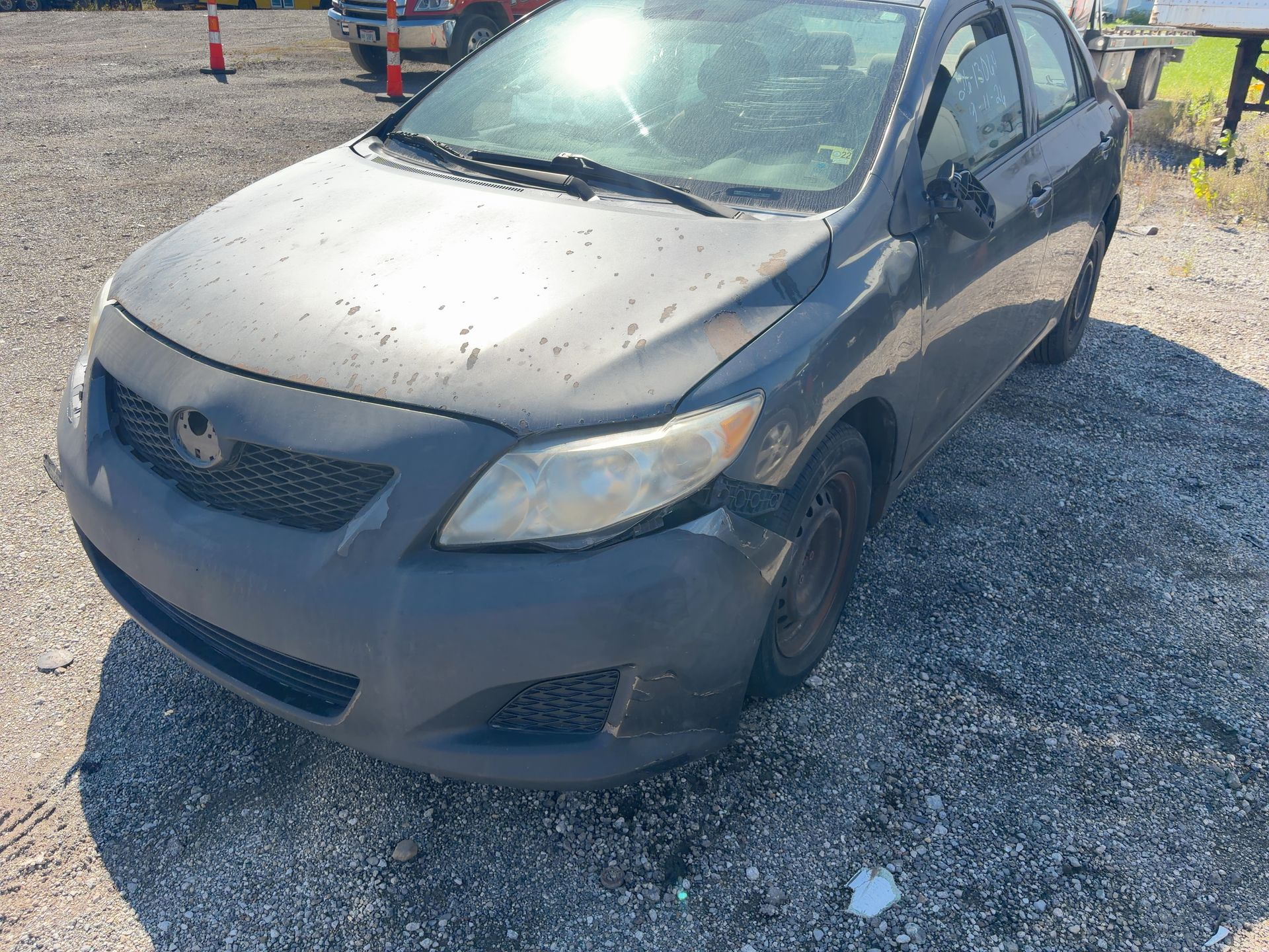 2010 Toyota Corolla LE - Exterior Front Left Corner Image