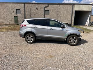 2016 Ford Escape SE - Exterior Side Passenger