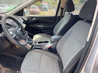 2016 Ford Escape SE - Interior Front Seat Image