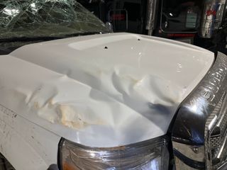 2015 Ford F-350 Lariat - Engine Compartment Image