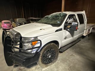 2015 Ford F-350 Lariat - Primary Damage Left Image