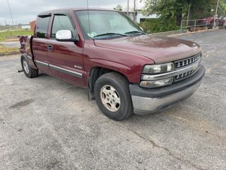 2002 Chevrolet Silverado 1500 LS - Exterior Front Right Corner Image