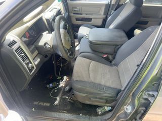 2009 Dodge Ram 1500 SLT - Interior Front Seat Image
