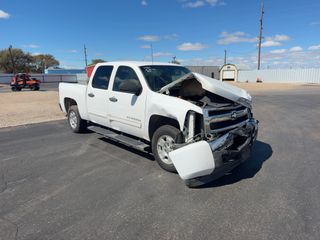 2010 Chevrolet Silverado 1500 LT - Exterior Front Right Corner Image