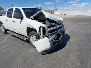 2010 Chevrolet Silverado 1500 LT - Primary Damage Right Image