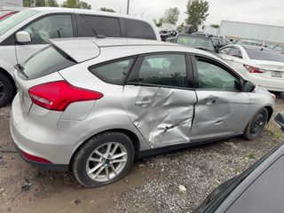 2015 Ford Focus SE - Exterior Side Passenger