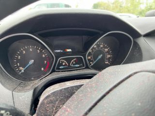 2015 Ford Focus SE - Interior Instrument Cluster / Odometer Image
