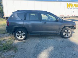 2016 Jeep Compass Latitude - Exterior Side Passenger