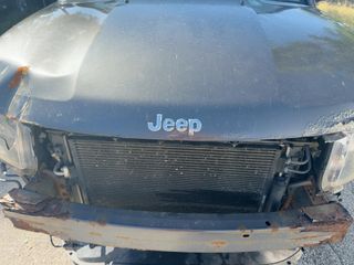 2016 Jeep Compass Latitude - Engine Compartment Image