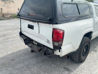 2020 Toyota Tacoma SR5 - Primary Damage Right Image