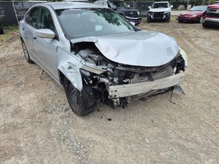 2015 Nissan Altima 2.5 S - Exterior Front Right Corner Image