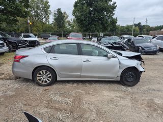 2015 Nissan Altima 2.5 S - Exterior Side Passenger