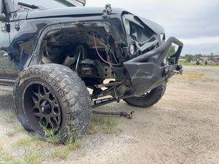 2016 Jeep Wrangler Unlimited Sport - Primary Damage Right Image