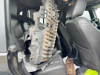 Vehicle Parts Image #2