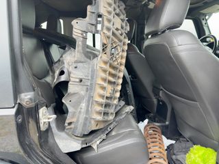 Vehicle Parts Image #3